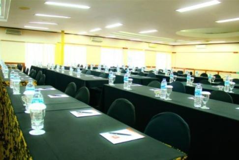 Grand Prioritas Otel Bogor Dış mekan fotoğraf